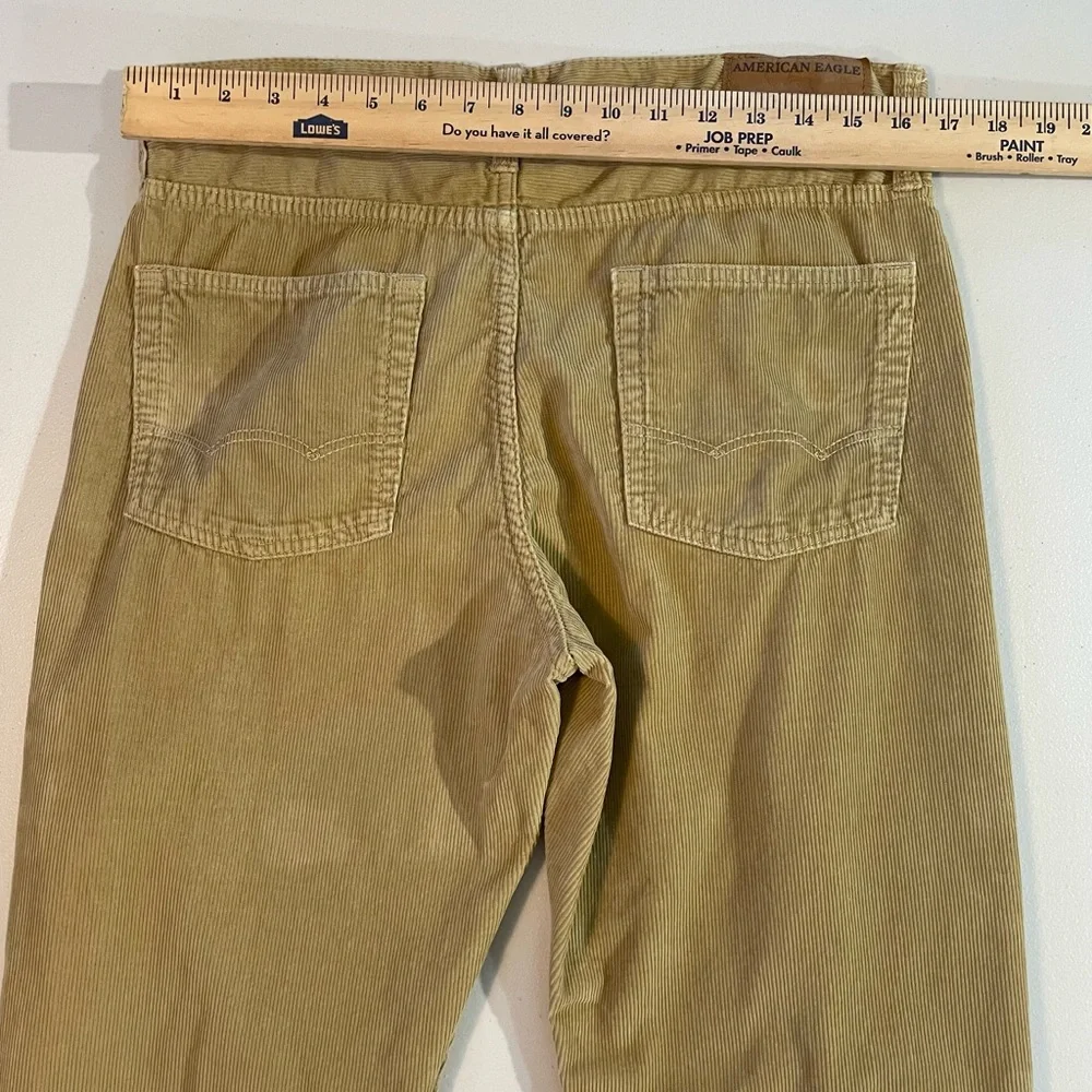American Eagle Men's 32 x 34 Corduroy Pants in Khaki GUC
